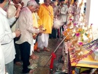 Sri sanwaliya seth ki pooja karte huye Shri M.L. Mehta