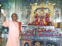Sanwaliya Seth ki aarati karte huye Pujari ji